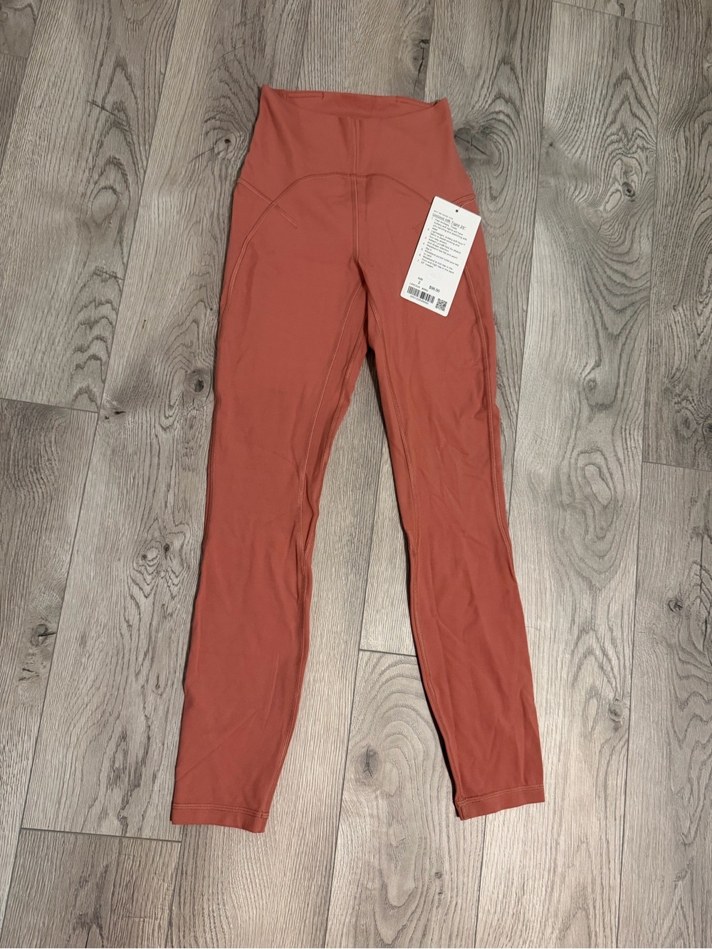 Lululemon Unlimit HR 25 inch leggings!